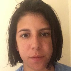 Meet your Posher, Daphnee